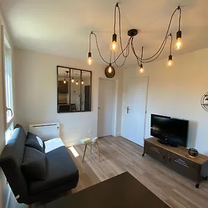 Au 3 Rue Manhès , Albi France